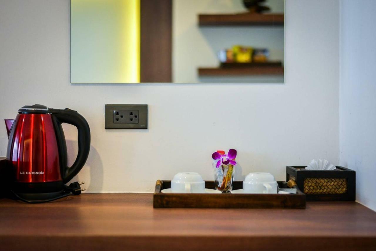 Deluxe Family Room,887676580:JPEG